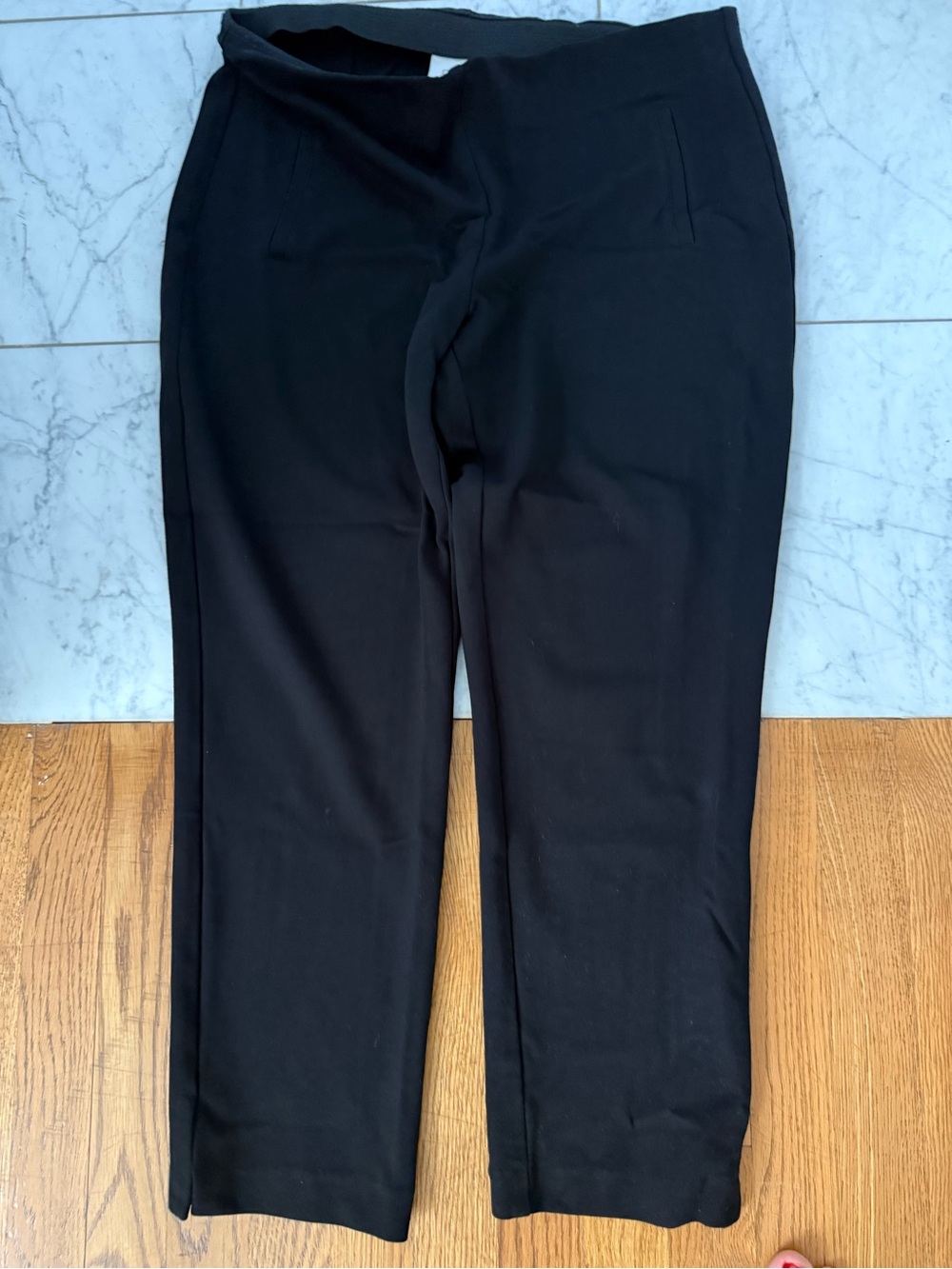 Chico's Black Cropped Ankle Pants